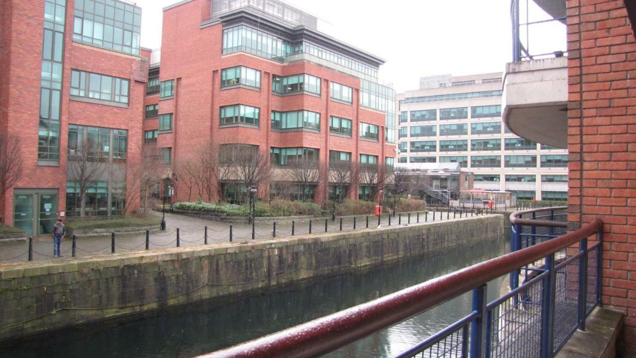 Apartment Centre Ifsc - 2 Bedroom *