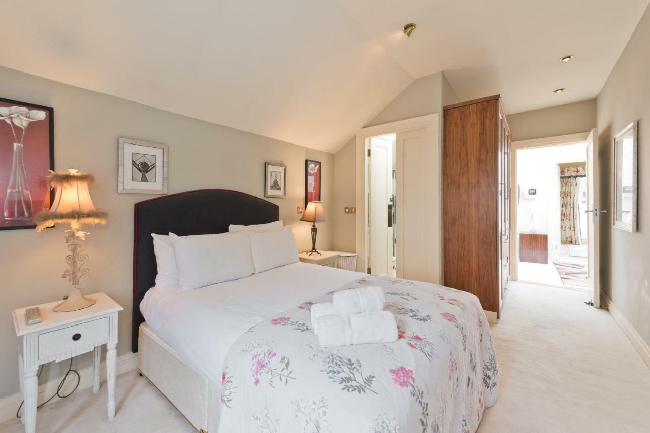 The Brendan Gleeson - Hiphipstay Holiday home *