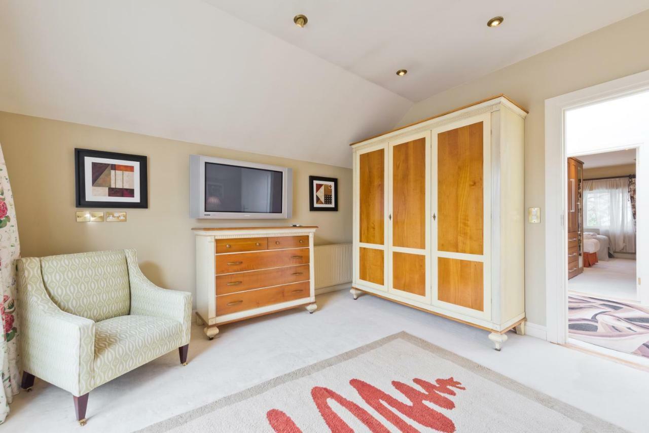 The Brendan Gleeson - Hiphipstay Holiday home