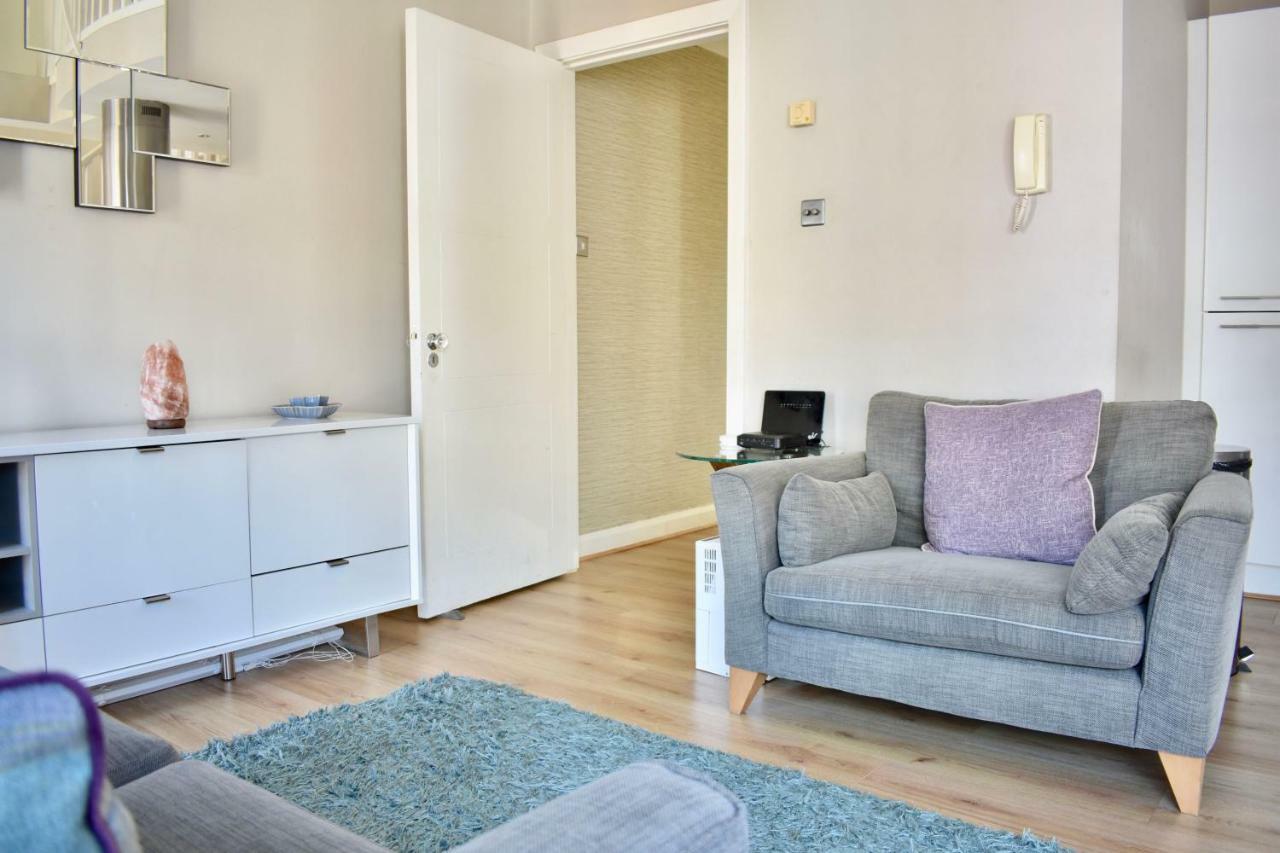 3 Bedroom Mezzanine In Temple Bar