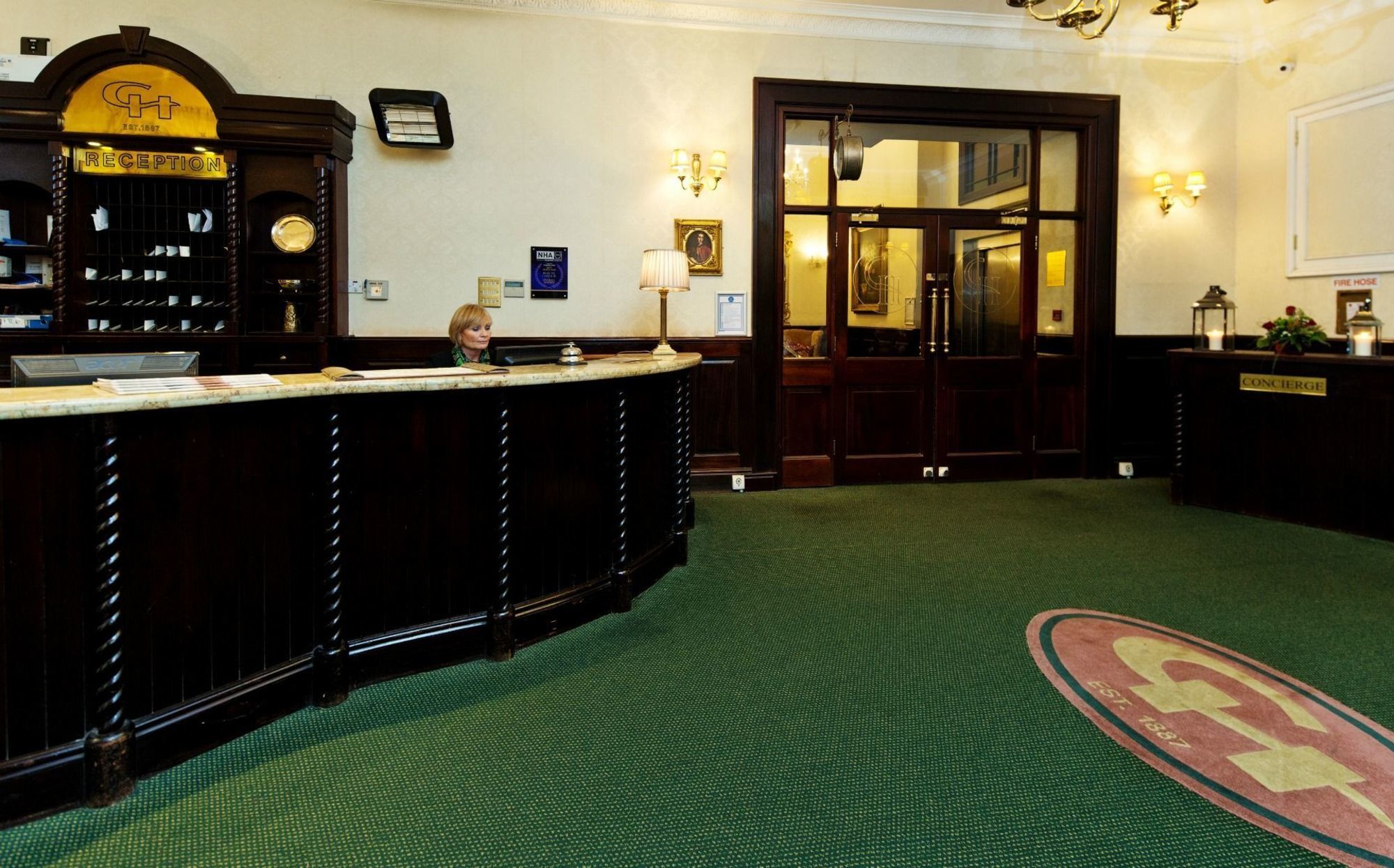 Hotel The