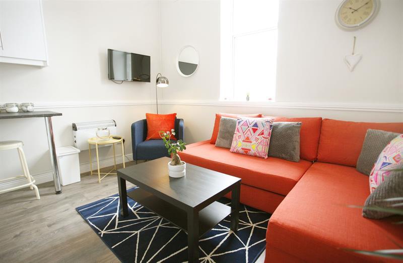 Short Let Direct - Amiens Street D1 Apartment *
