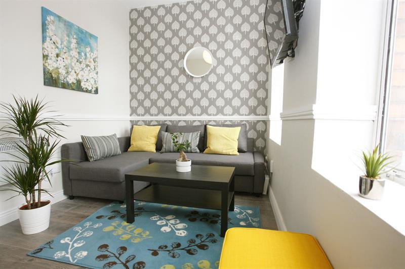 Short Let Direct - Amiens Street D1