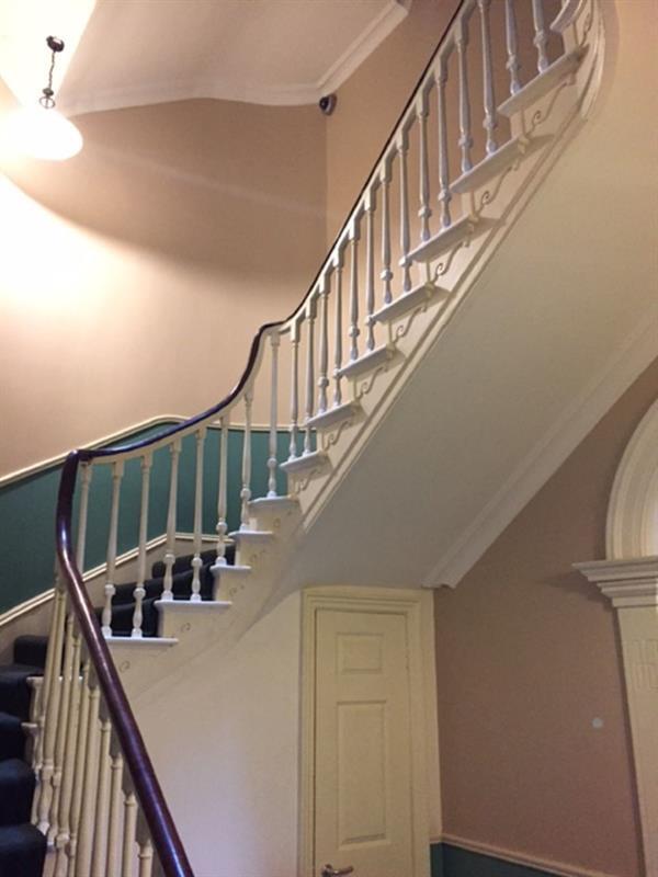 Capel Street Apartment *