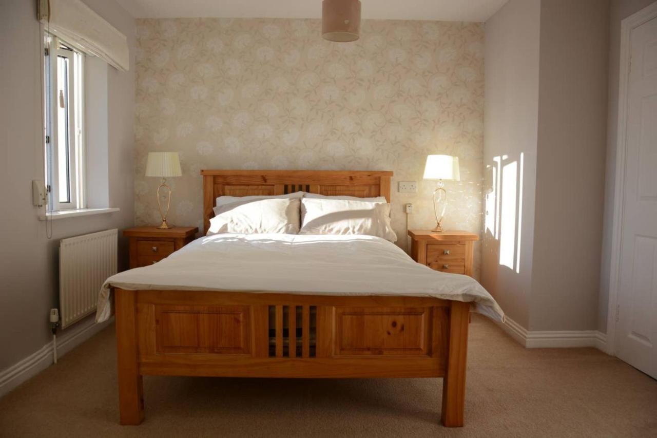 Holiday home Modern 3 Bedroom House Near The Sea *