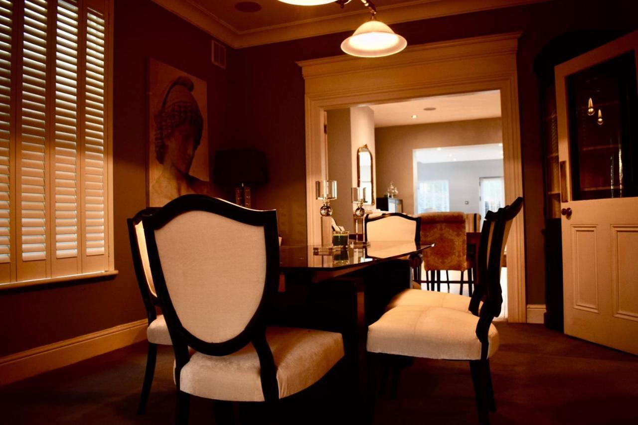 Holiday home Refurbished Traditional Townhouse