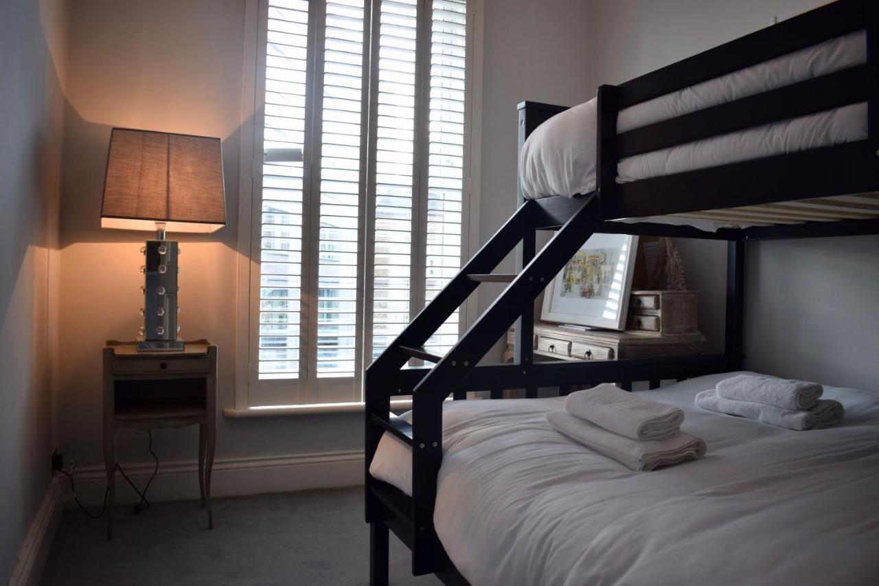 Refurbished Traditional Townhouse Holiday home *