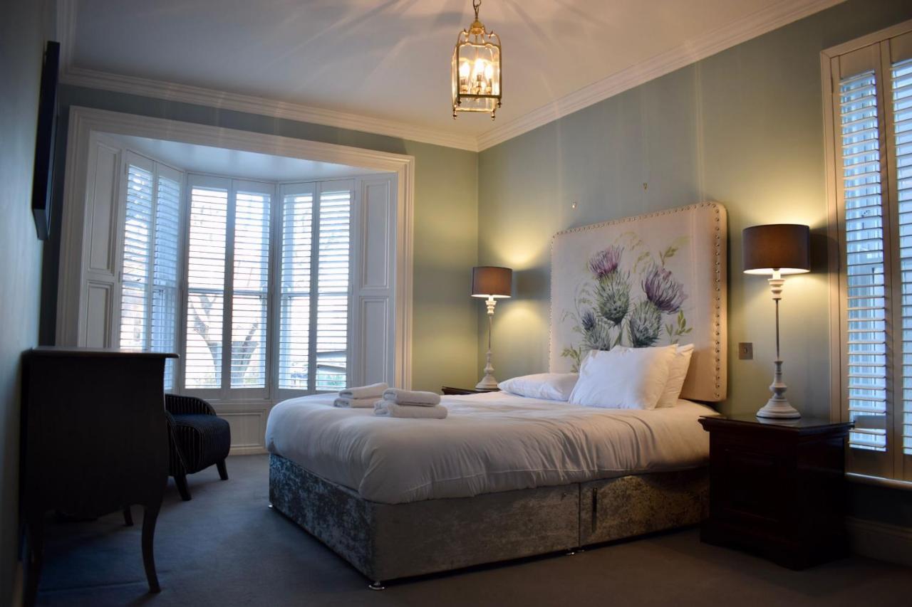Refurbished Traditional Townhouse * Dublin
