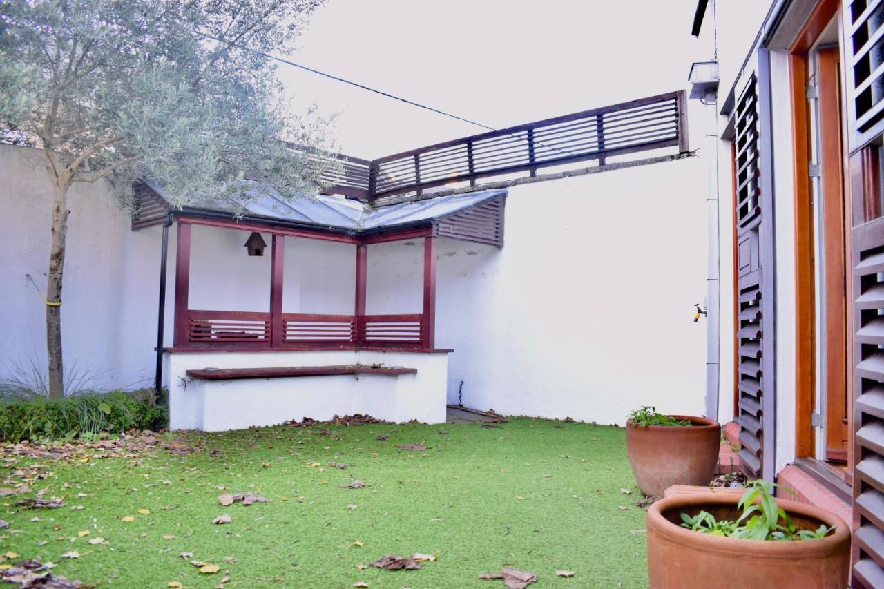 Holiday home Refurbished Traditional Townhouse