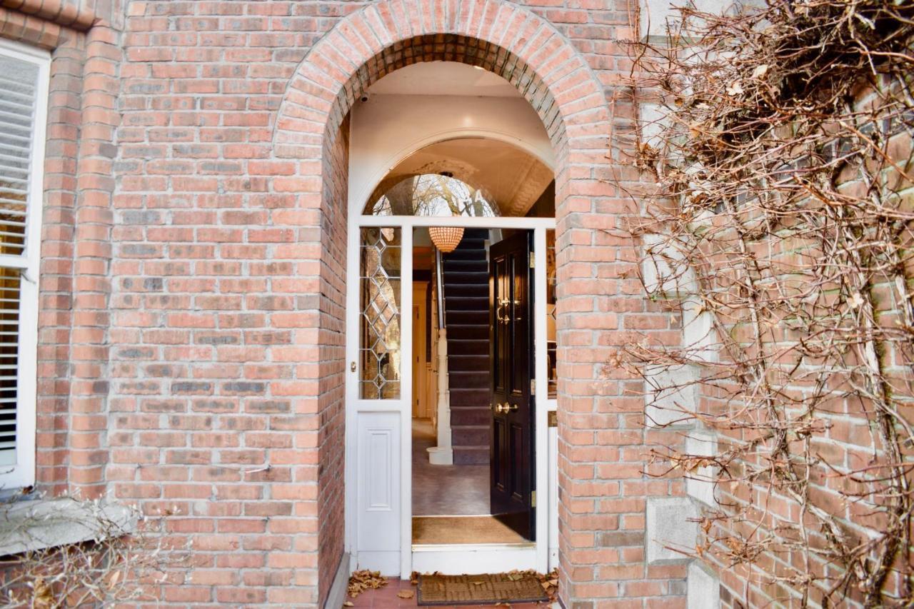 Refurbished Traditional Townhouse *