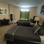 Double Bedroom Studios