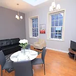 Beautiful Temple Bar Apartment