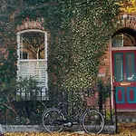 4 Bedroom House In Central Dublin