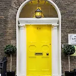Exe The Leeson Inn Downtown