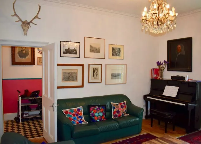 4 Bedroom House In Central Dublin