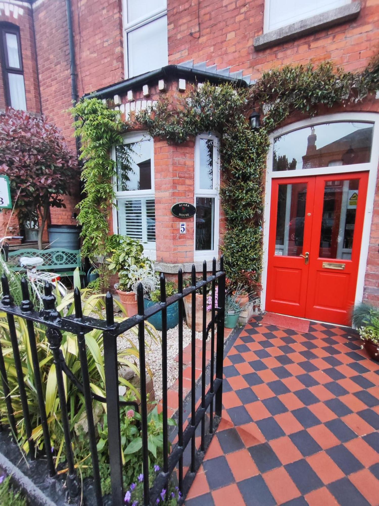 Acara House B&B 3*
