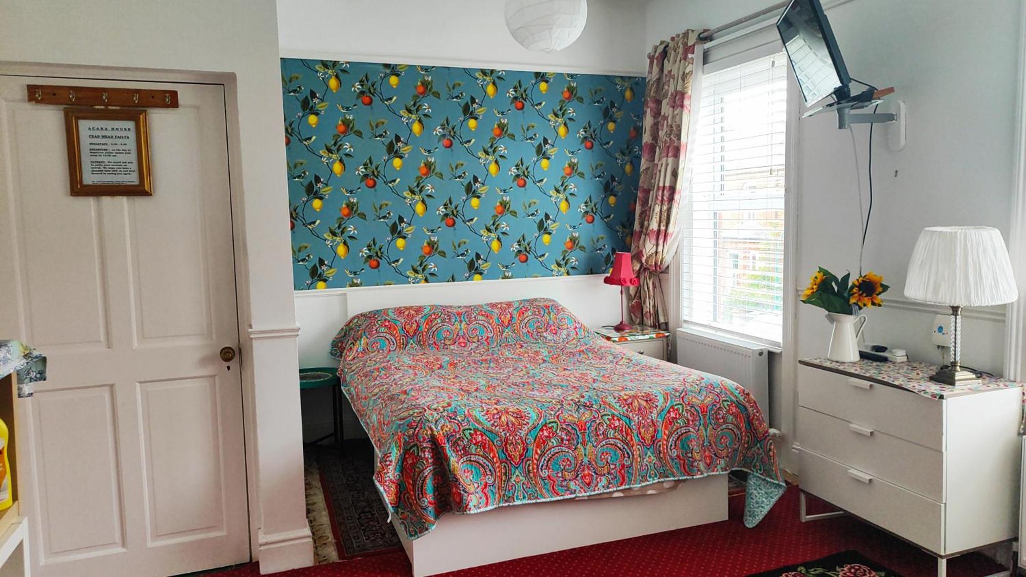 Bed & Breakfast Acara House B&B