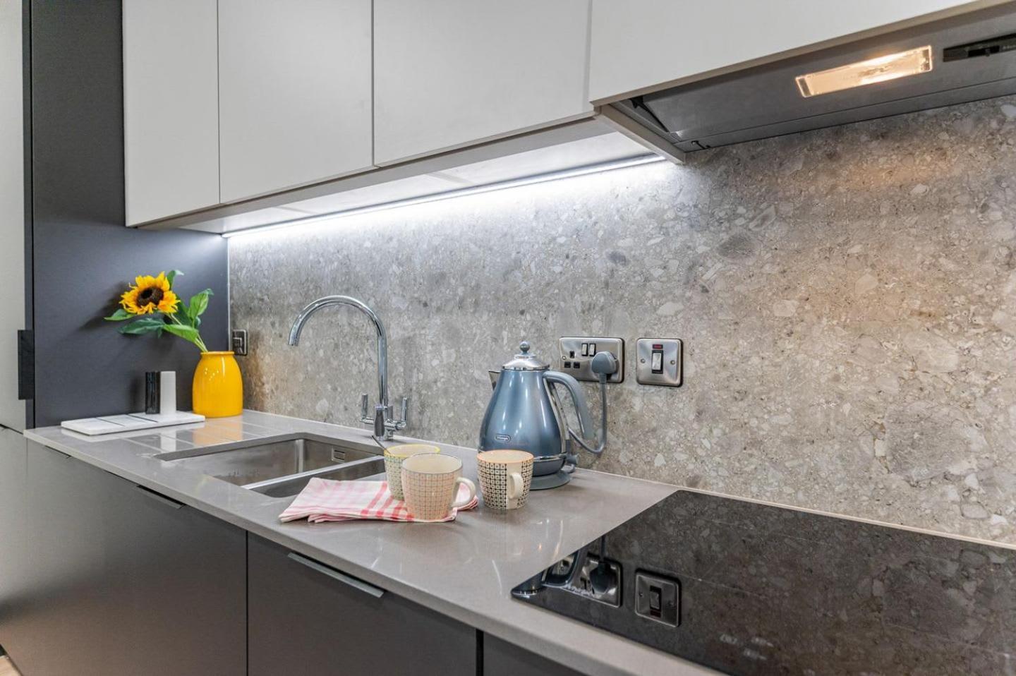 Students Only Experience Modern Comfort In A Brand New Located In The Heart Of *