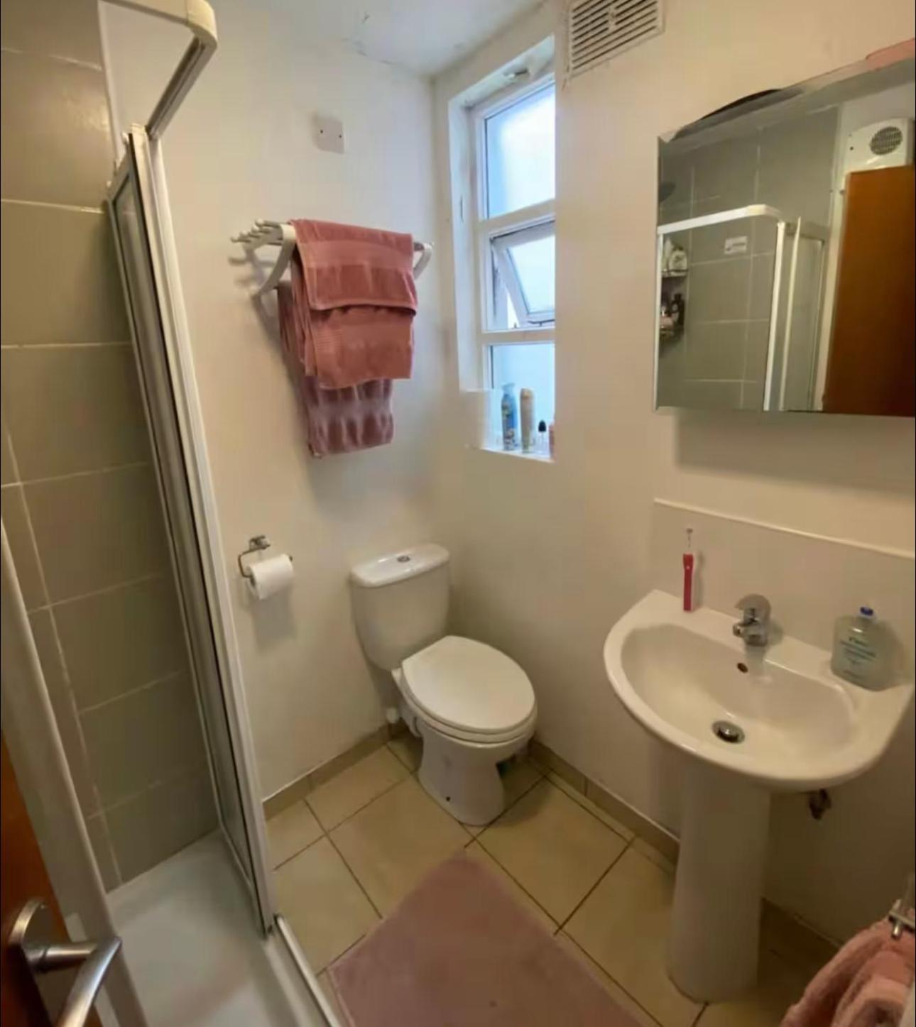 Affordable, Cheap In Up To 6 Guest house Dublin