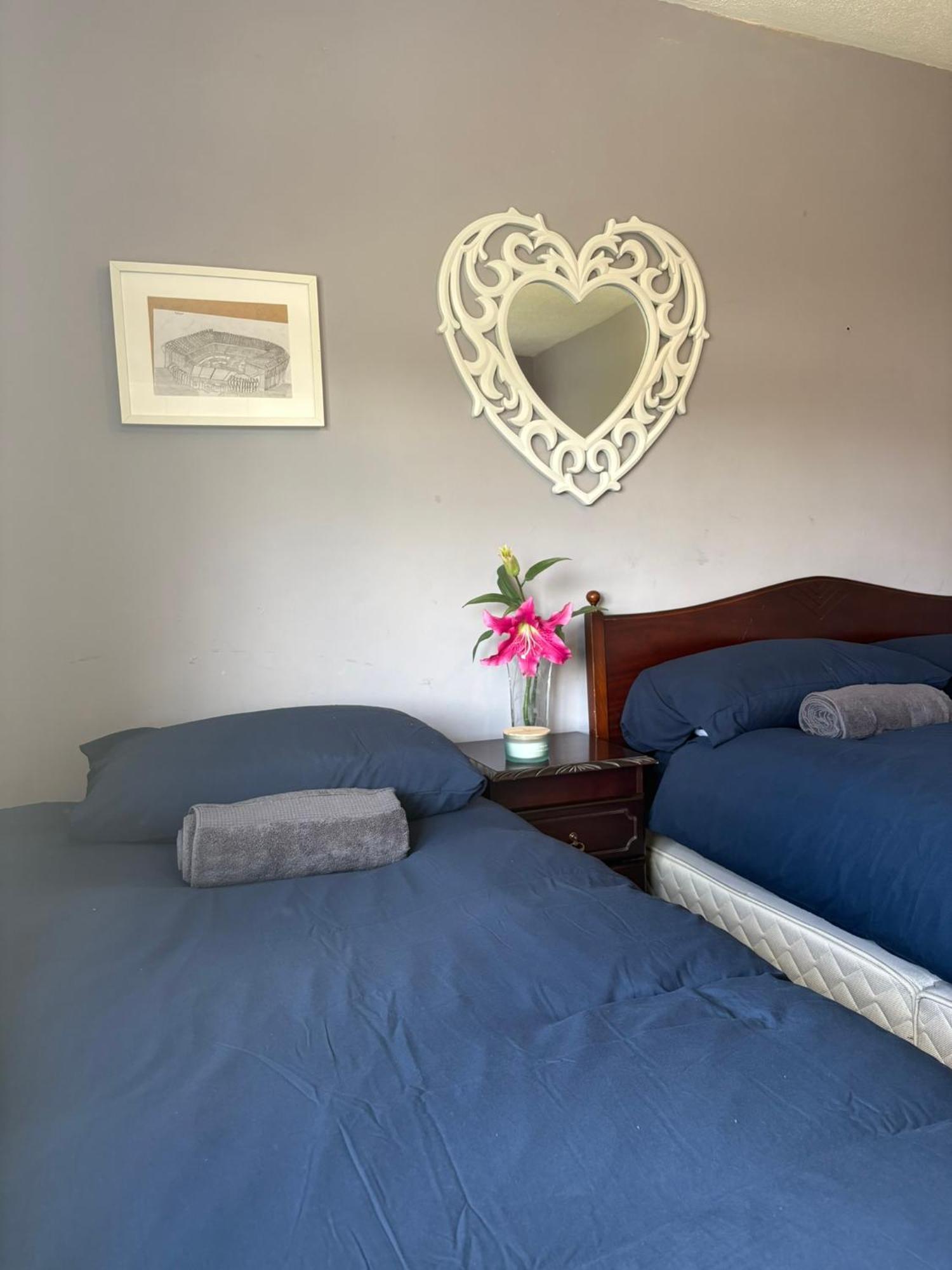 Guest house Superb Triple Near Airport - 4
