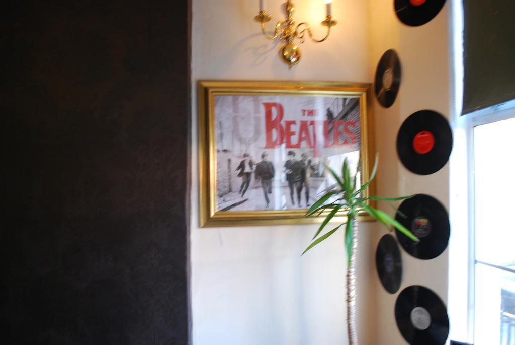Rock Hotel Dublin 3*