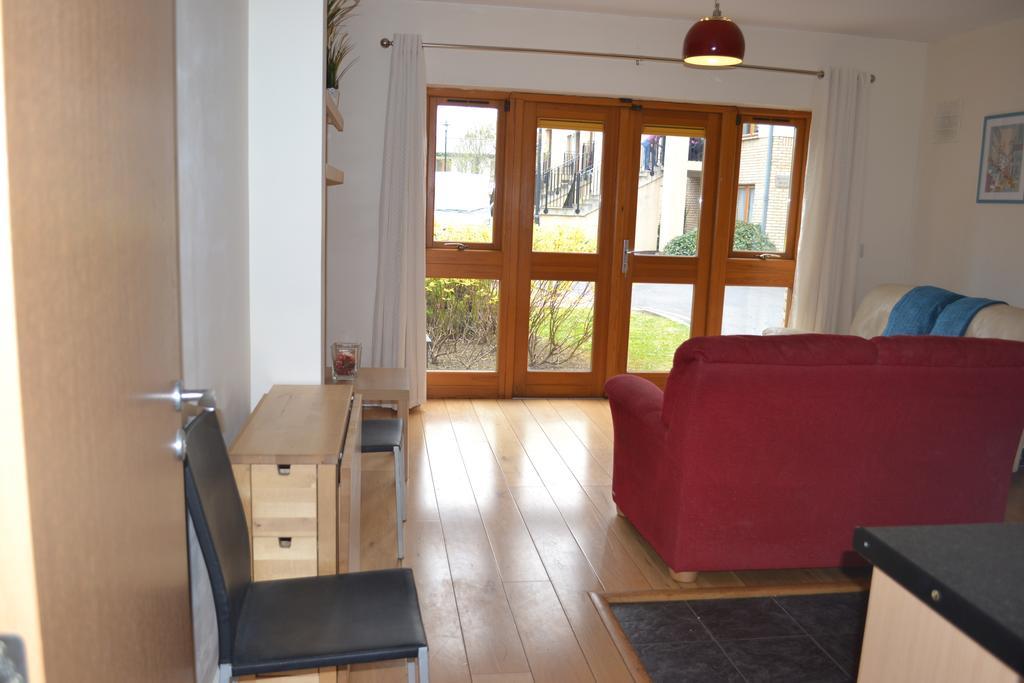 Apartment Bradogue Court