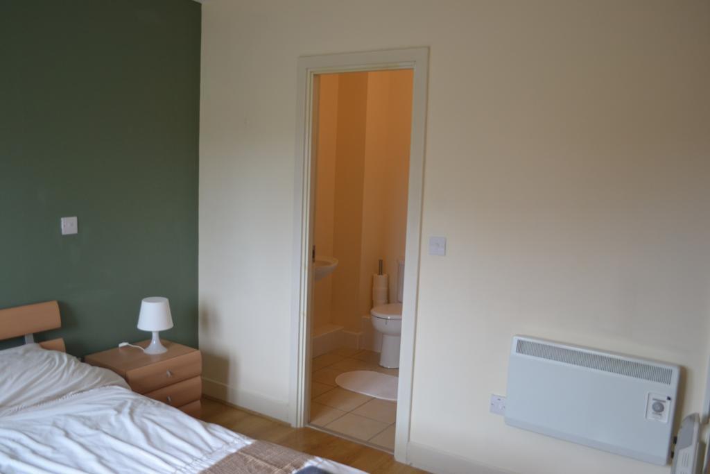 Apartment Bradogue Court
