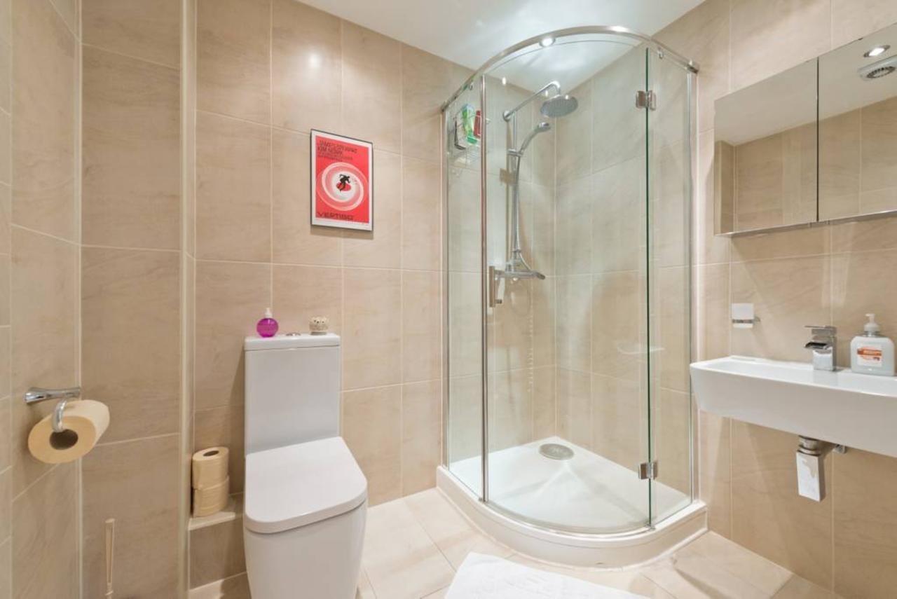 Spacious Dual-aspect 2 Bedroom * Dublin
