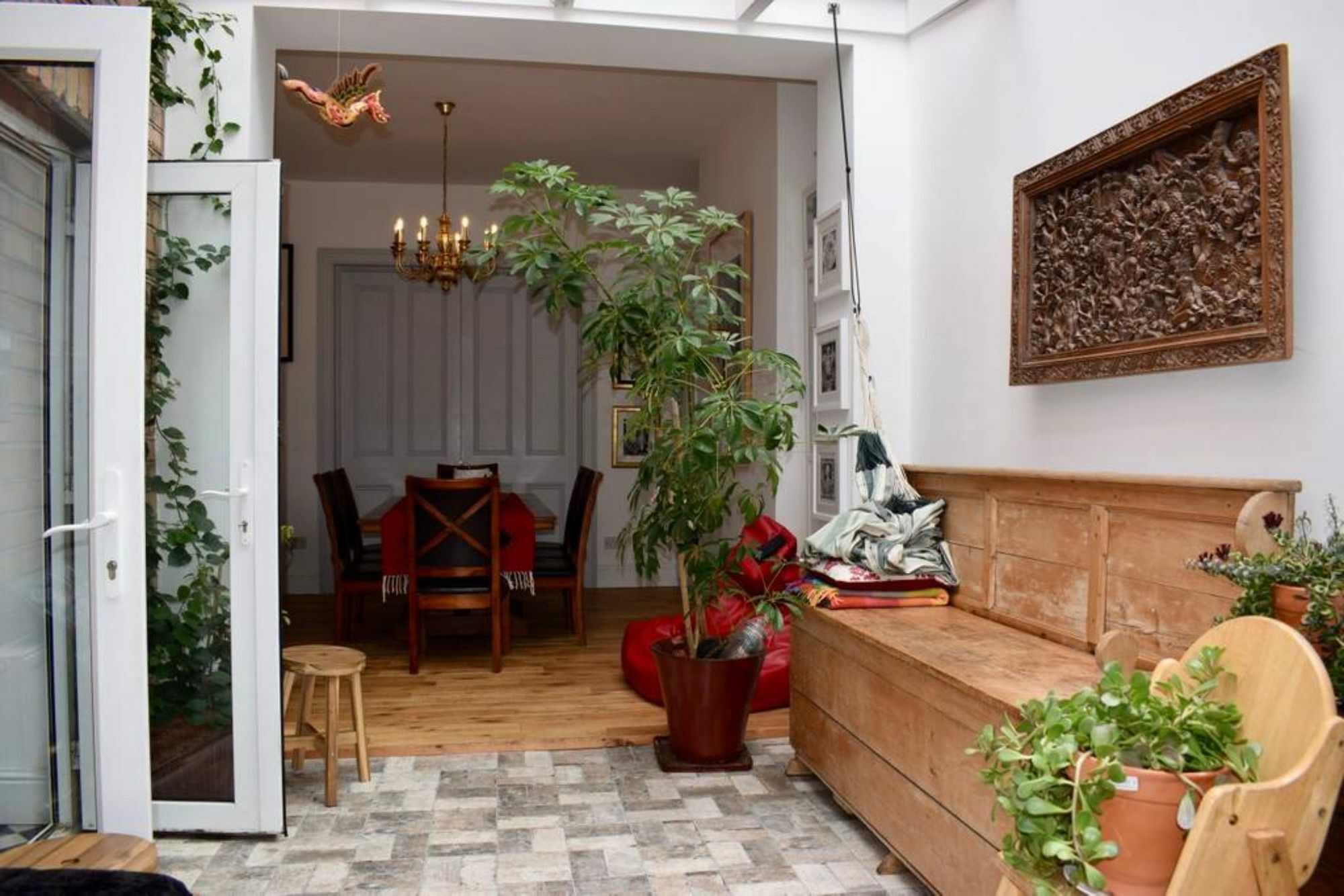Apartment 4 Bedroom House In