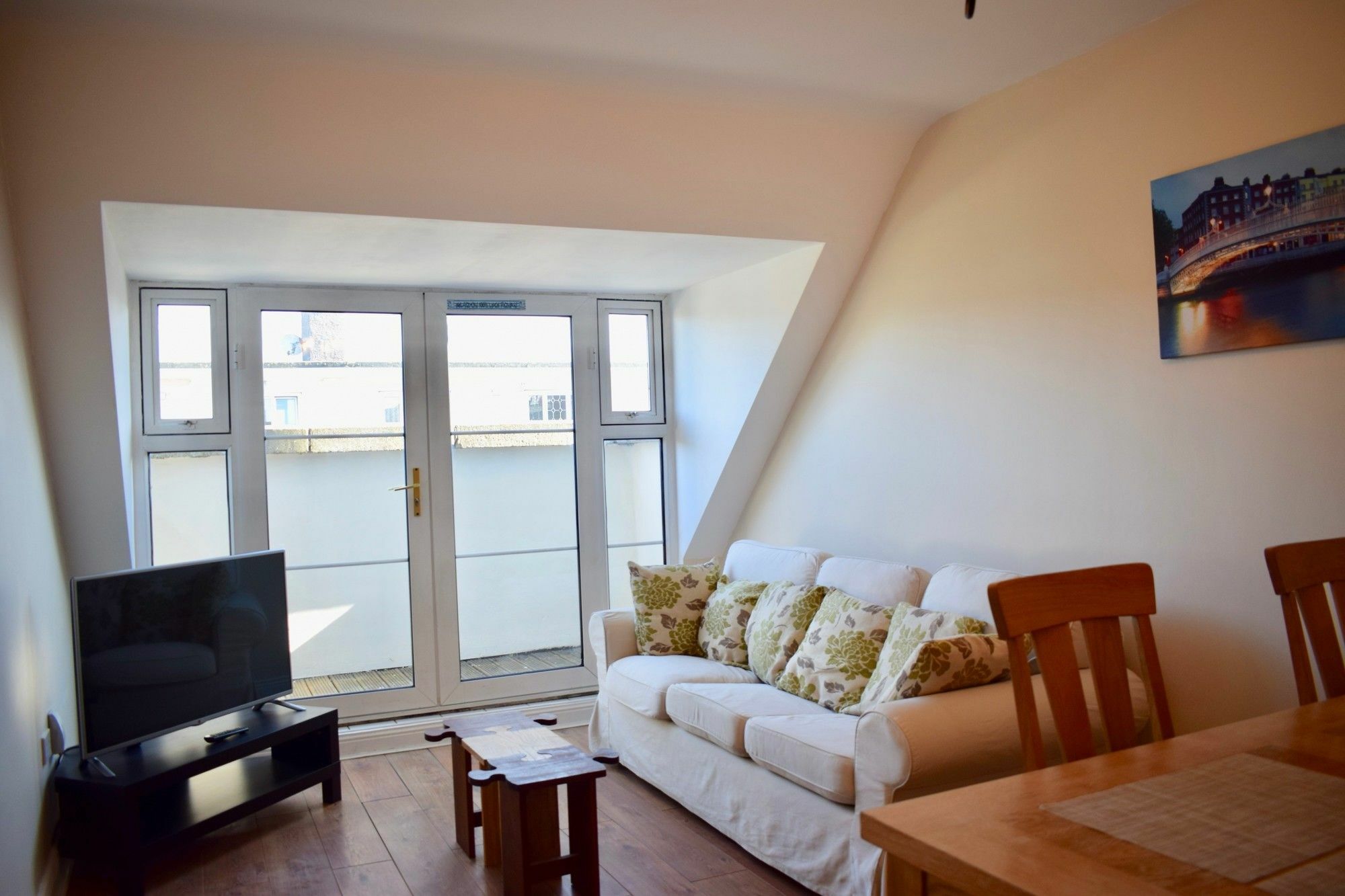 Apartment 2 Bedroom Close To Guinness Storehouse