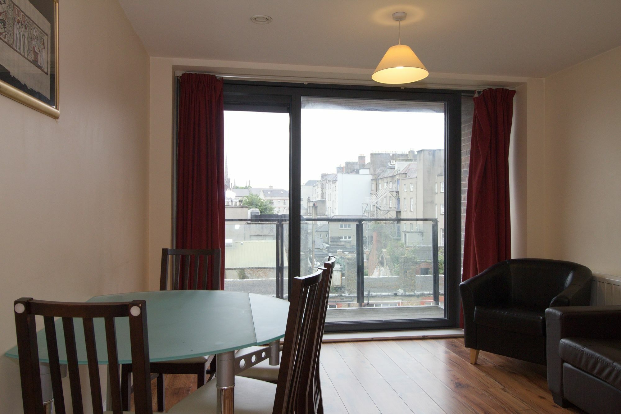 Ivy Self Catering Apartment * Dublin