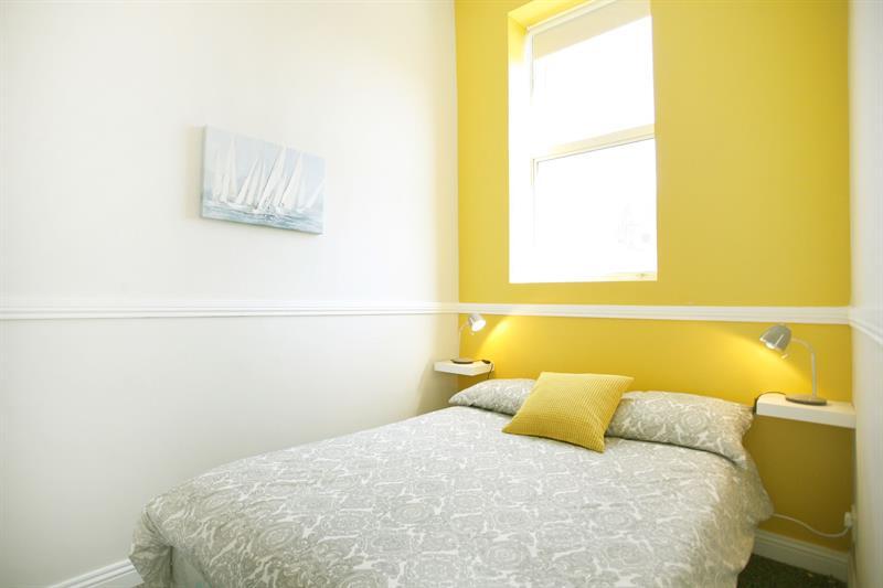 Short Let Direct - Amiens Street D1