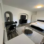 Heytesbury St Portobello Flat 6