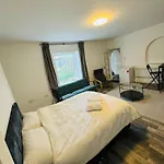Heytesbury St Portobello Flat 6