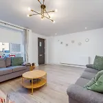 Citywest Contractor Housing - Sleeps 5