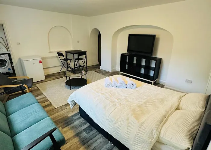 Heytesbury St Portobello Flat 6