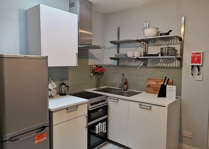 Ha\'Penny Bridge Apartments
