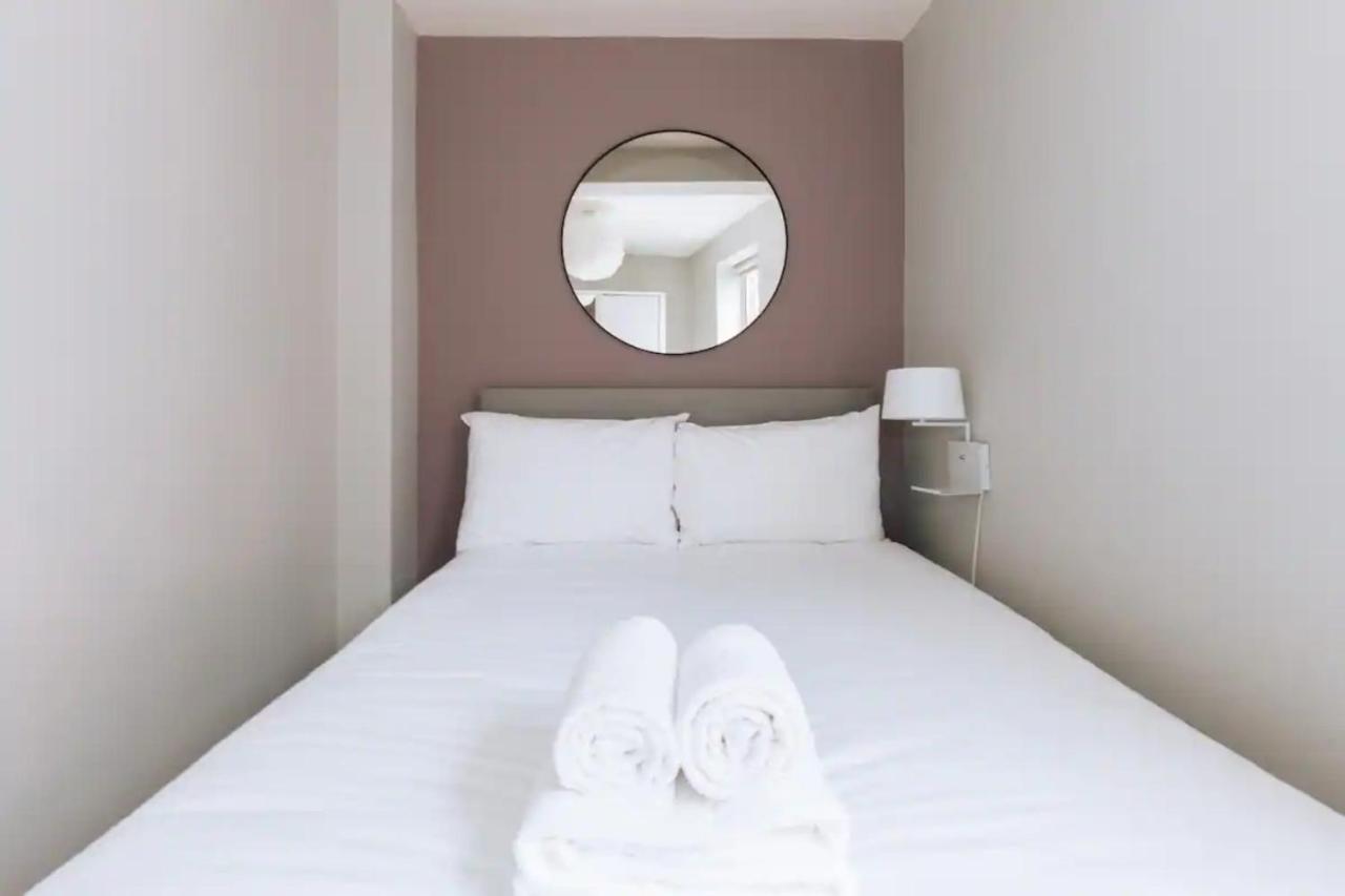 Relaxing 1bd Flat With A Roof Terrace - Portobello *
