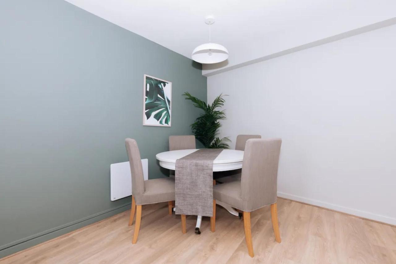 Relaxing 1bd Flat With A Roof Terrace - Portobello Apartment *