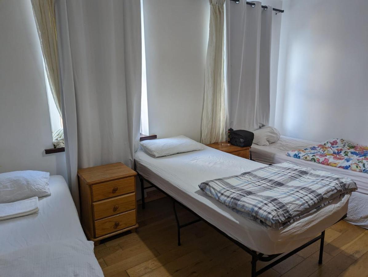 & Travel Homestay *