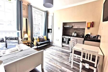 Cosy Off Oconnell Fast Wifi Apartment *