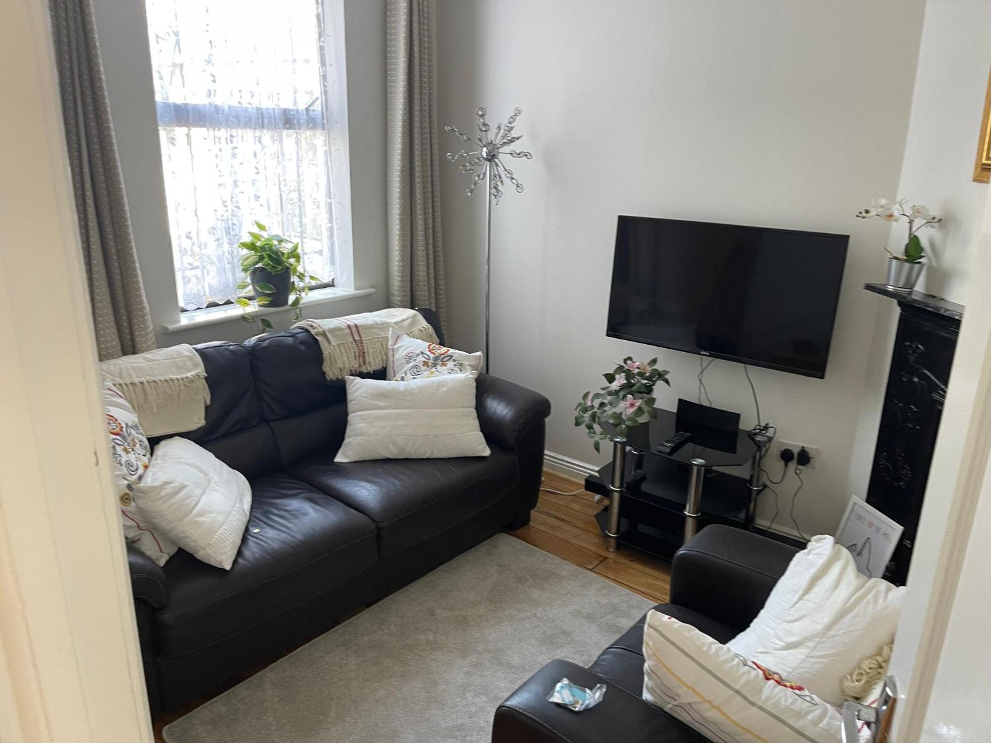 Pre - Post Flight Airport 20m Canal View Holiday home Dublin