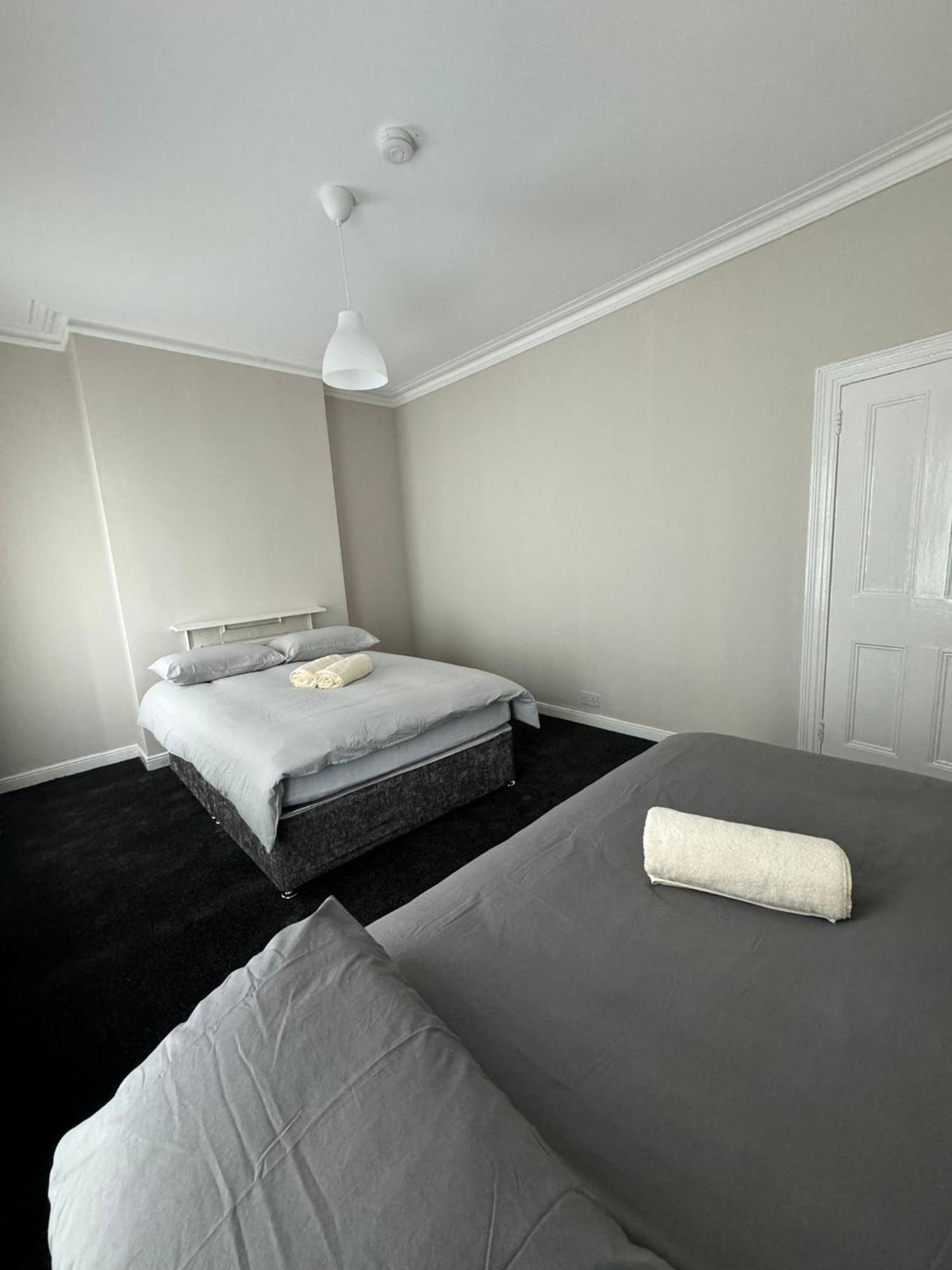 Superb Triple Near Croke Park - 1 Guest house *