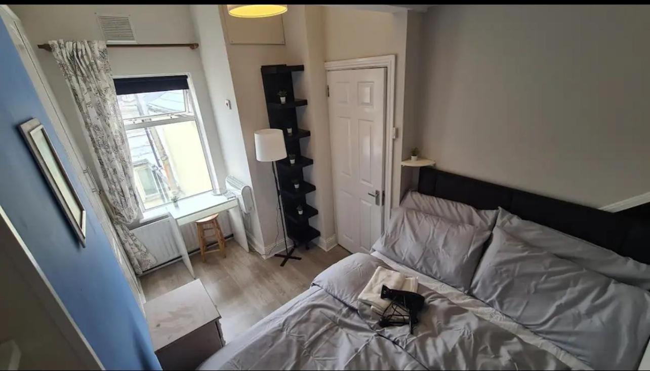 Entire In 3 Apartment *