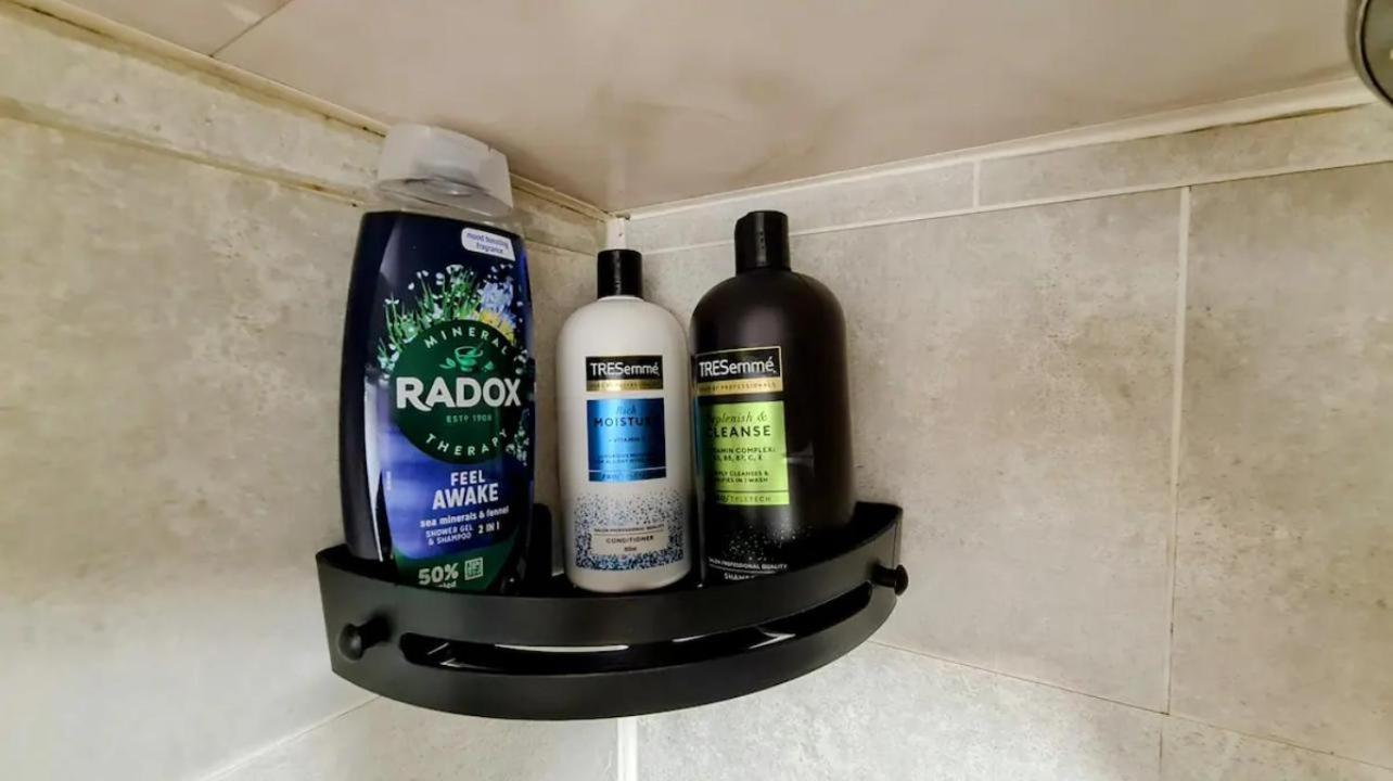 Entire In 3 Apartment *