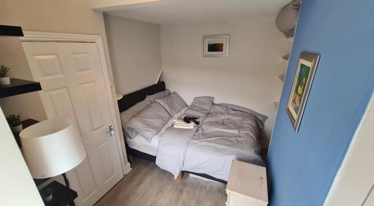 Entire In 3 Apartment *