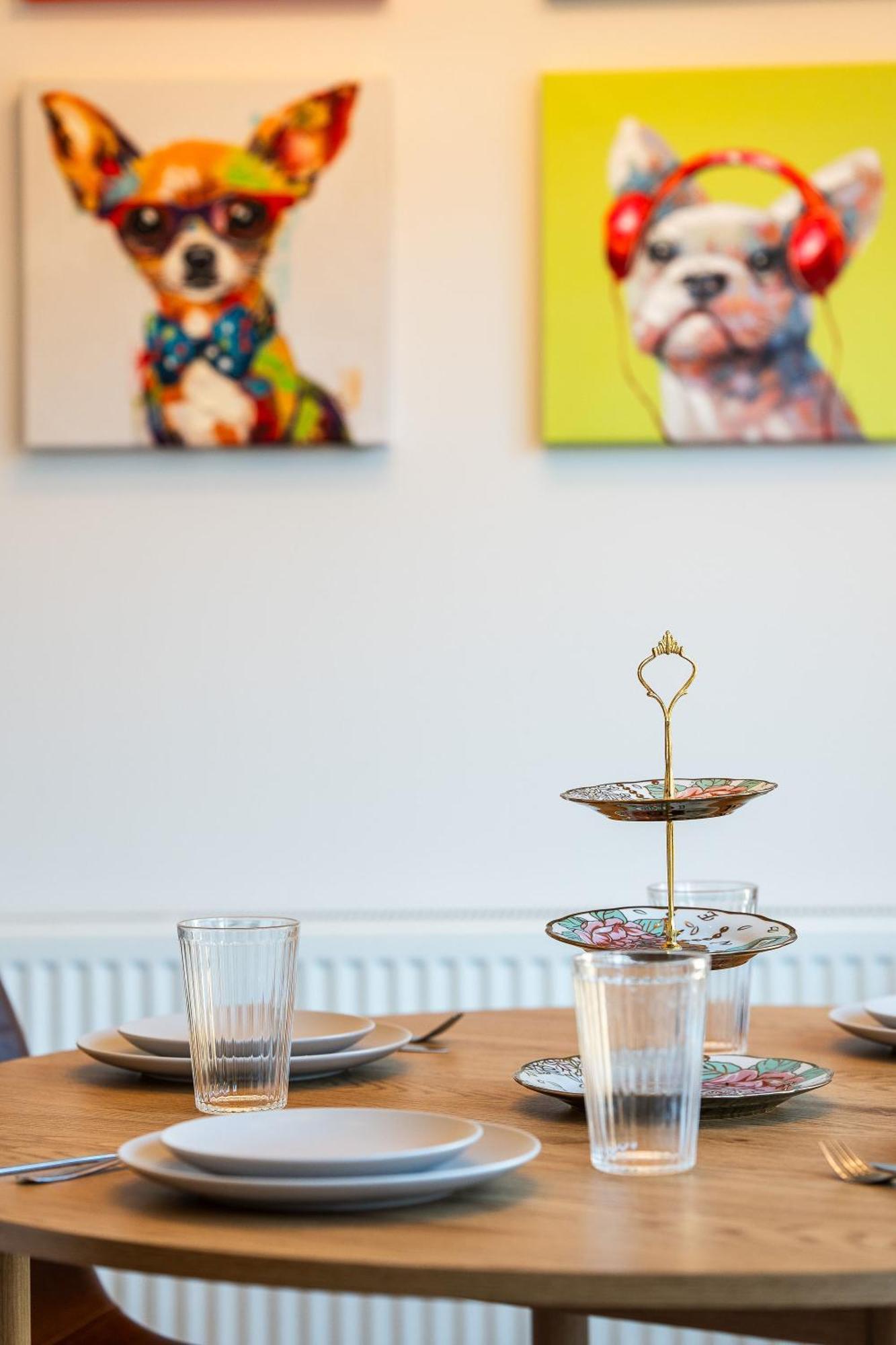 Citywest Contractor Housing - Sleeps 5 Dublin
