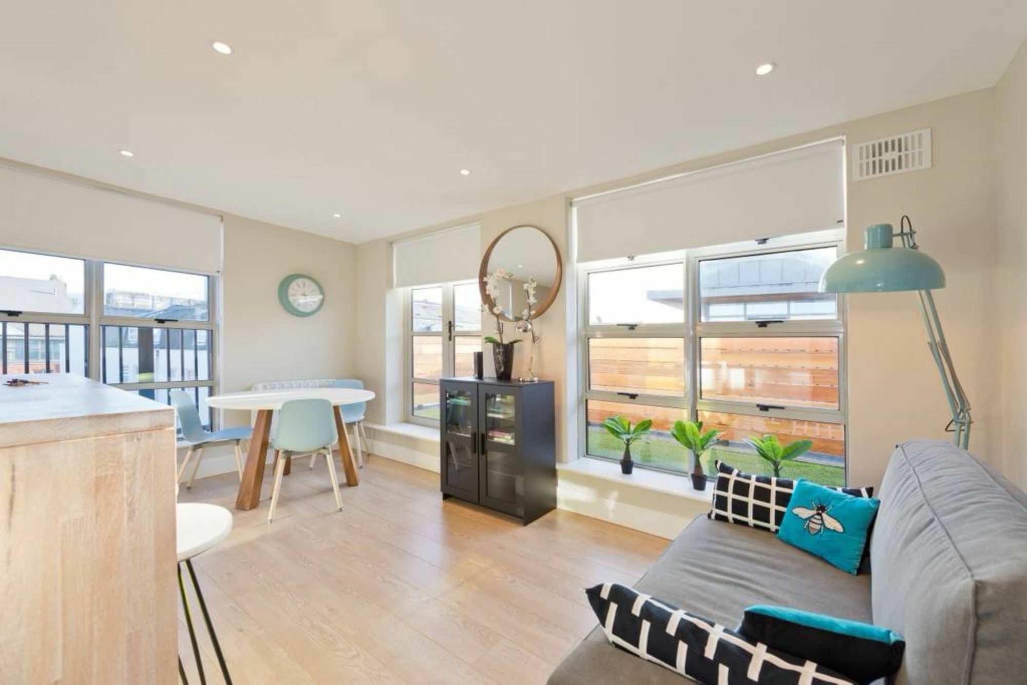 2 Bedroom Rooftop In Temple Bar Sleeps 6 *