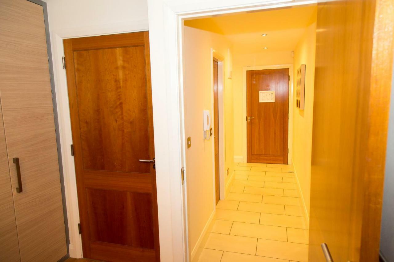 Apartment Spacous Escape 3br Ensuited Free Parking Dublin
